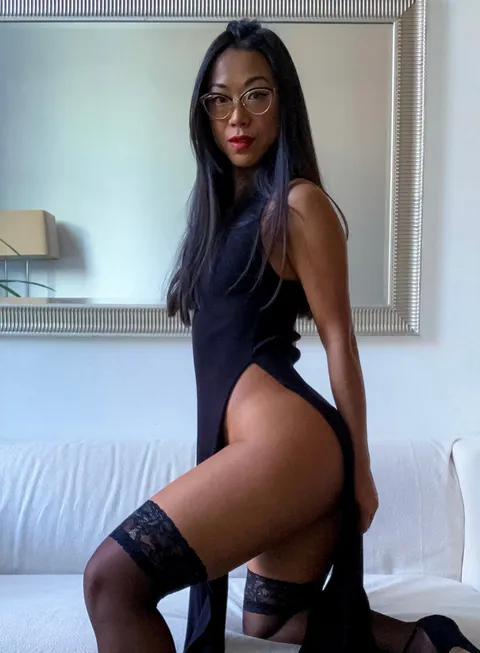Asian Foxy OnlyFans