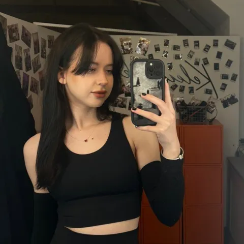 Bella OnlyFans