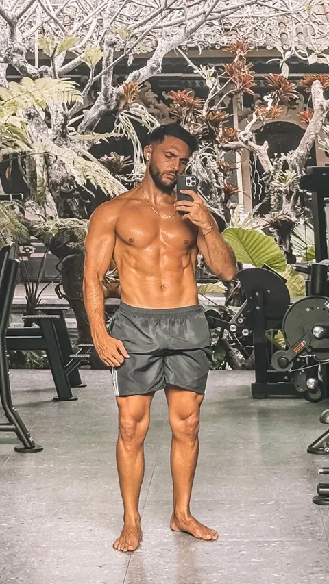 Clement Castelli OnlyFans