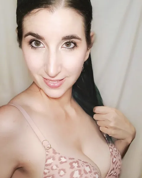 Emily Emerald OnlyFans