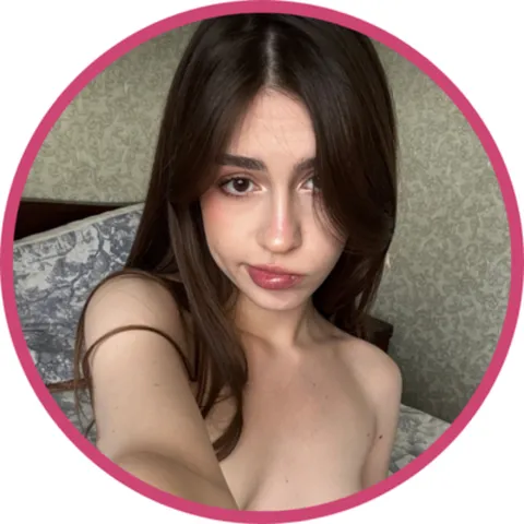 EMILY DOLL OnlyFans