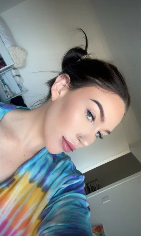 Cee 0.9% OnlyFans