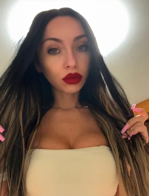 Koshka OnlyFans