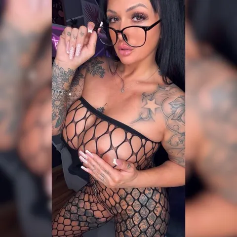 Nadine.inked OnlyFans
