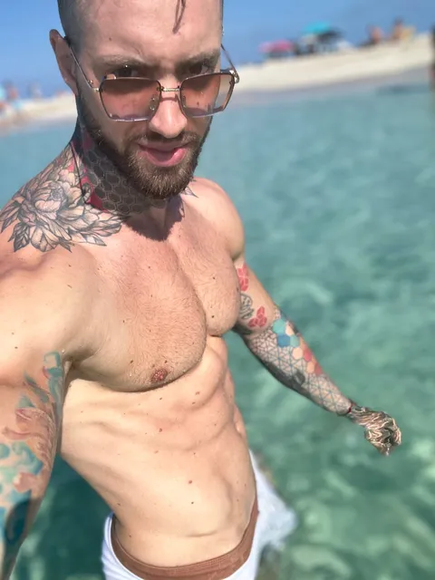 ViktorOnee OnlyFans creator
