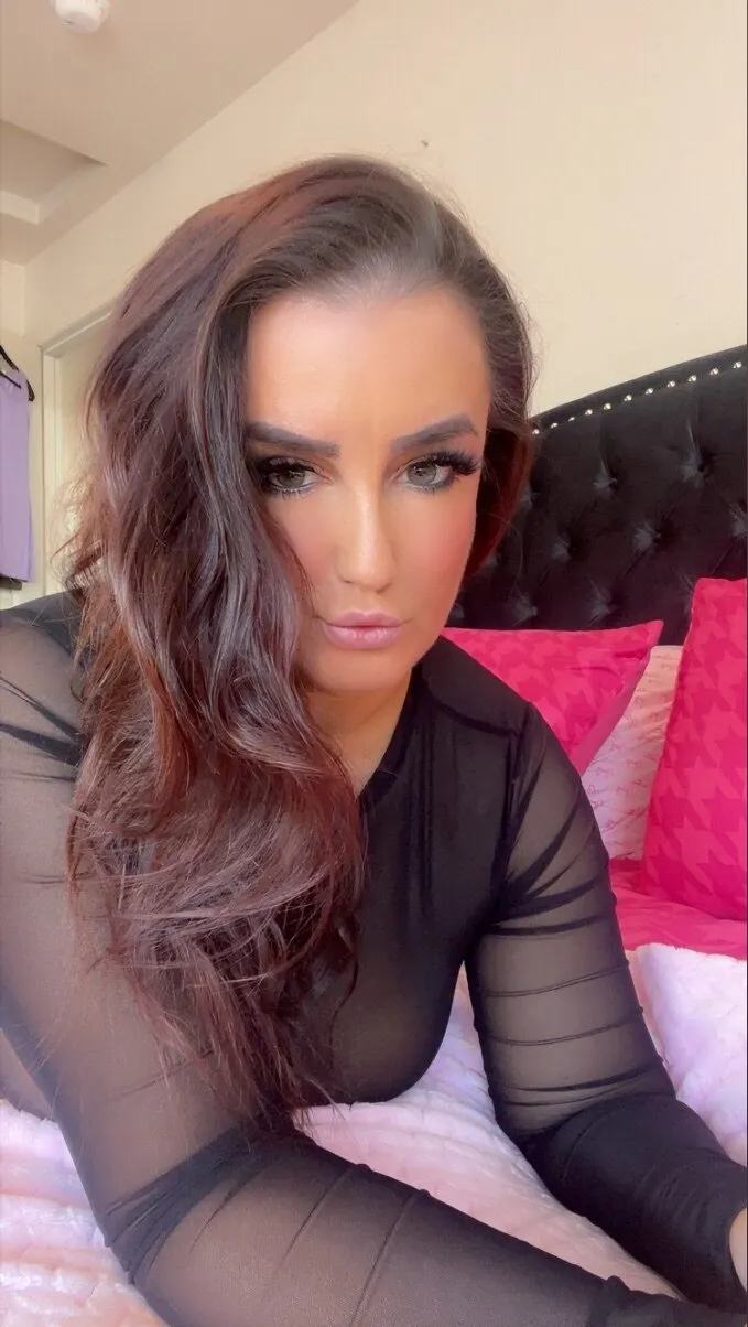 KHLOEE LUCA // OnlyFans