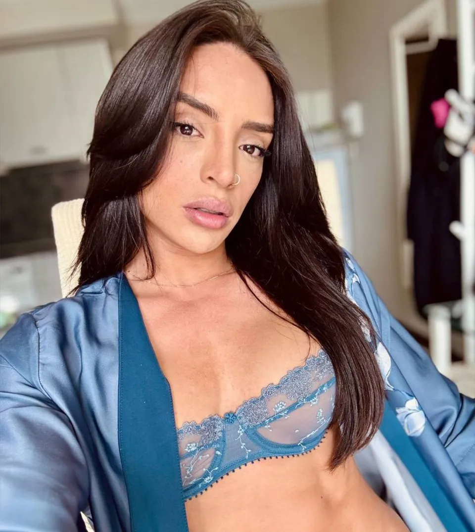 Mommy Lola OnlyFans