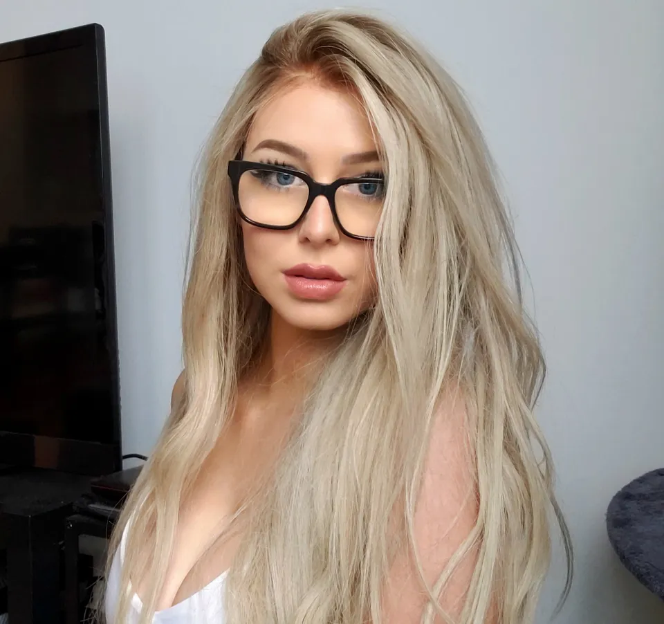 MIKAYLAH OnlyFans