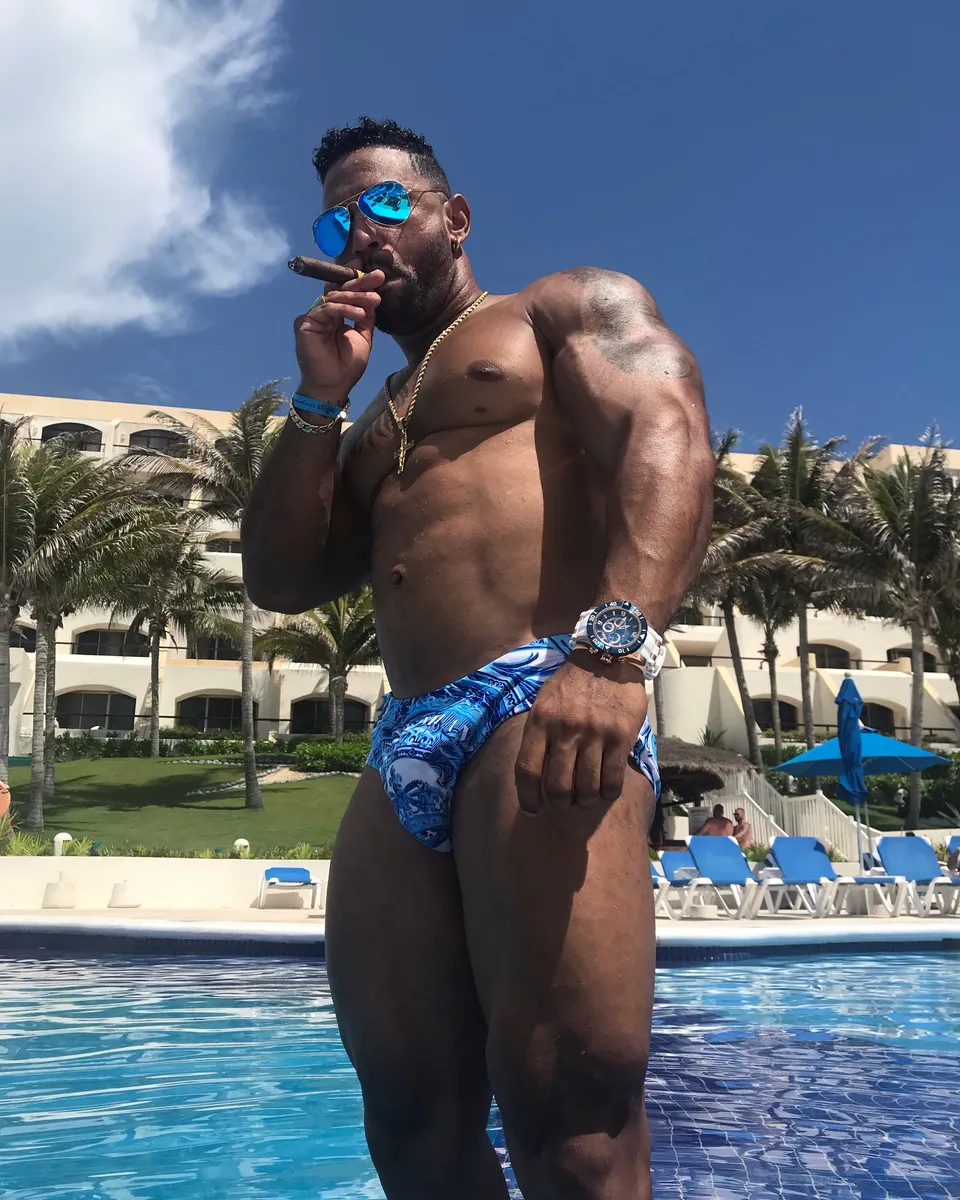 MR.X11 MUSCLE GOD OnlyFans