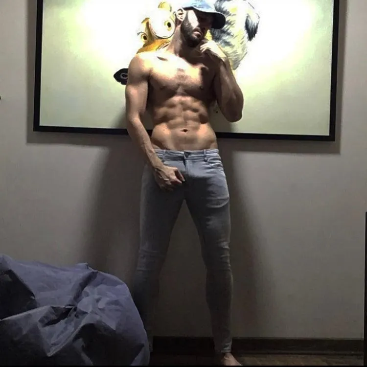 NakedGamerFree OnlyFans