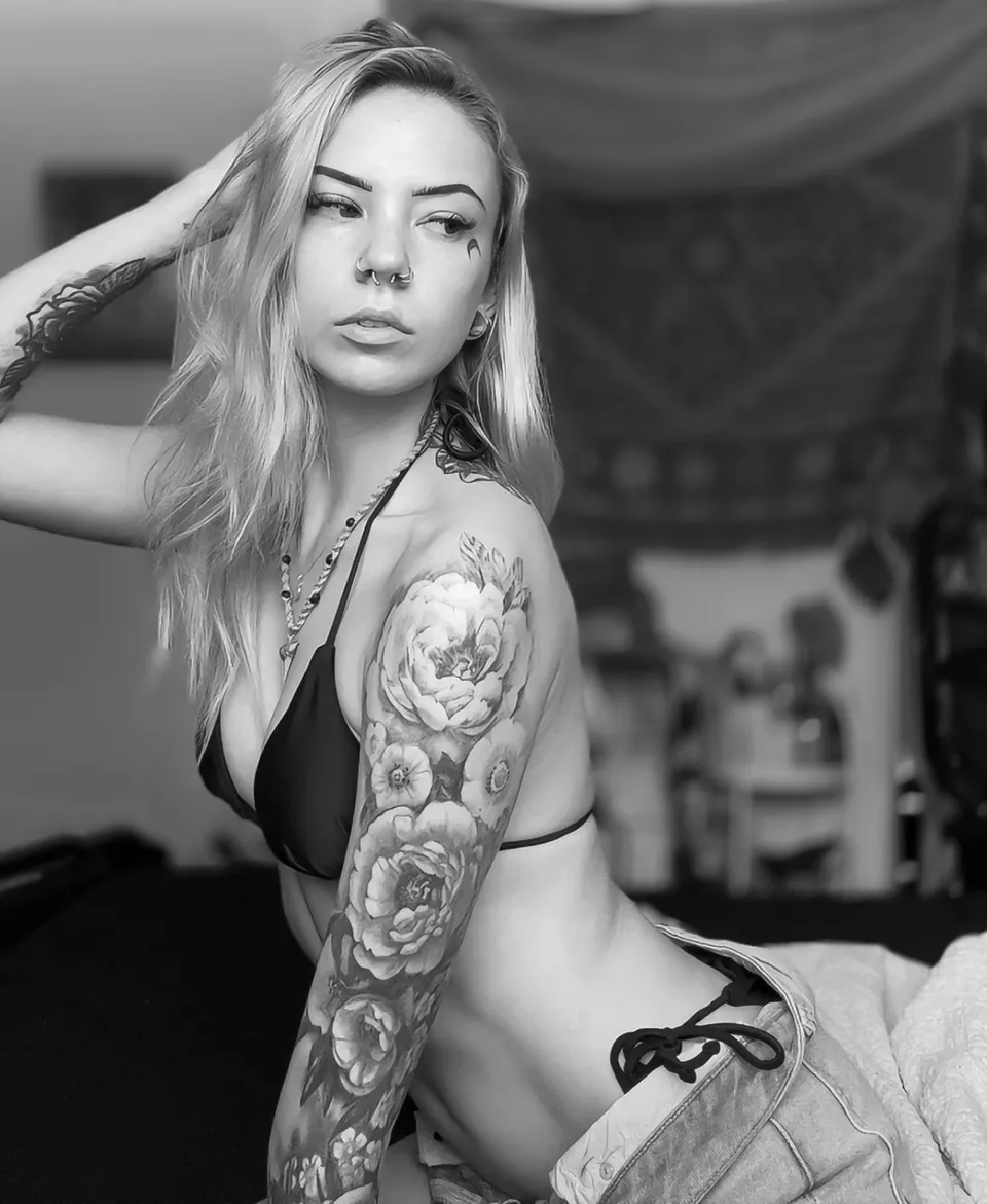 Rav3n v2 OnlyFans