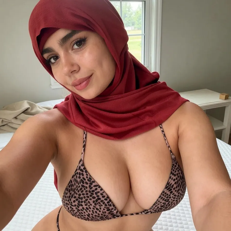 18 YEAR OLD HIJABI MUSLIM FREE PAGE OnlyFans